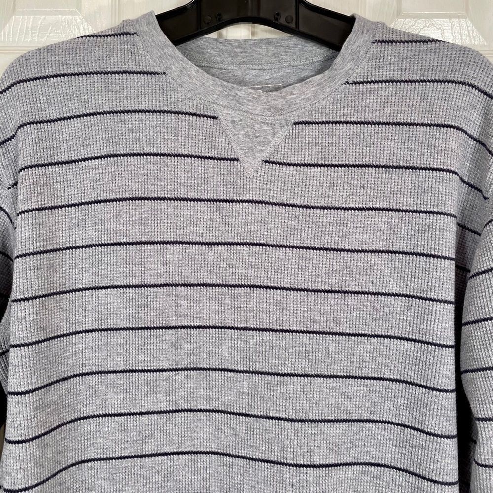 LL BEAN THERMAL TOP HEATHER GRAY w BLUE STRIPE L - Picture 3 of 6